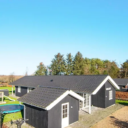 5 Star Holiday Home In Ansager